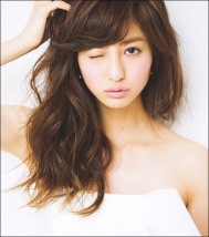 堀田茜