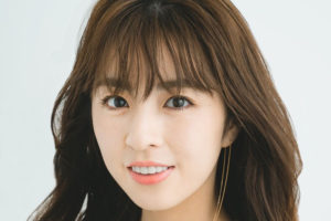柳ゆり菜の事務所退所の理由は南野拓実との結婚？！馴れ初めは？