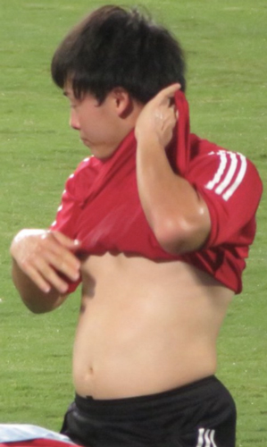 相馬勇紀はお腹が太っていて腹筋がない 実際の画像で検証