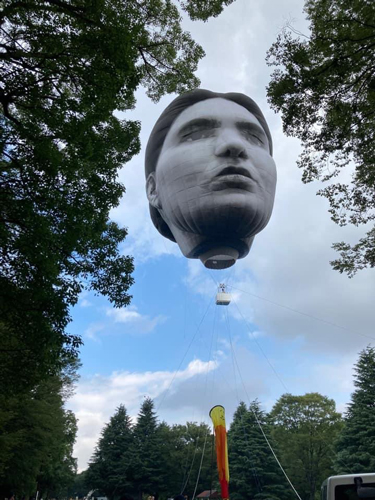 代々木公園に突如現れた気球が 首吊り気球 と話題に 見れるのはいつまで